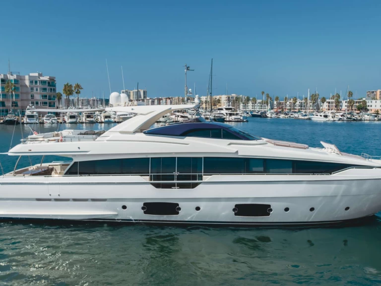 Yacht mieten in Newport - Ferretti SOL SHINE 