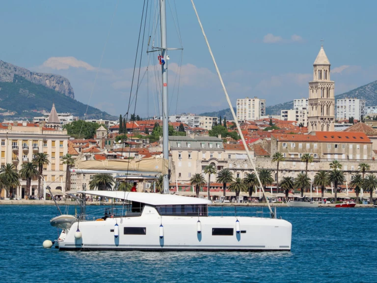 Boot mieten Split günstig Lagoon 42