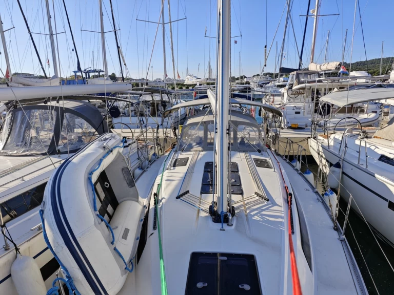 Bootsverleih Bavaria Cruiser 37 Sukošan Samboat