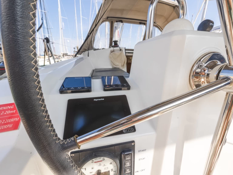 Segelboot mit oder ohne Skipper Bénéteau mieten in Lefkáda