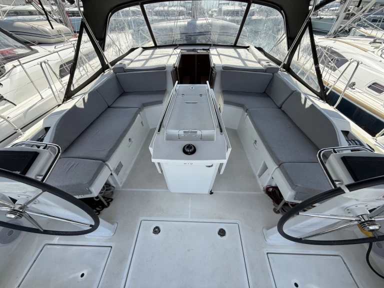 Ein Bénéteau Oceanis 46.1 mieten in Sukošan