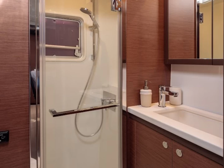 Katamaran mit oder ohne Skipper Lagoon mieten in Lavrion