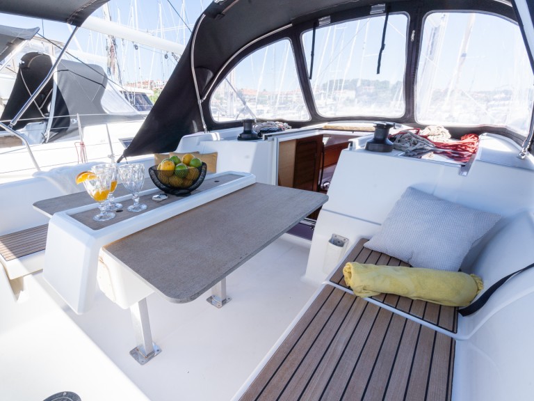 YachtCharter in Pula - Dufour Dufour 382 Grand Large auf SamBoat