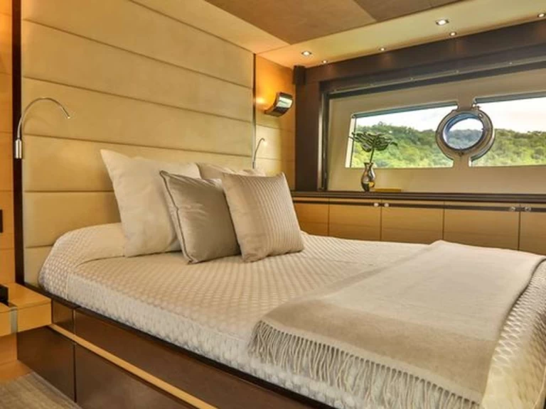 Ein Sunseeker Predator 80 mieten in Culebra