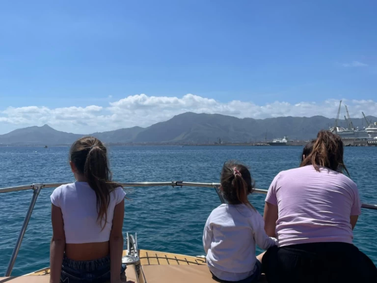 Chris Craft Catalina mieten Palermo