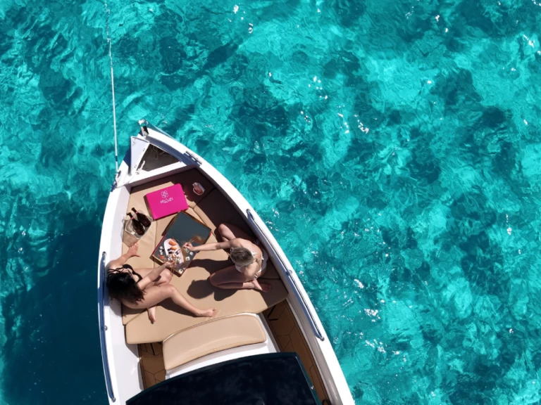 Vermietung Motorboot Cattleya mit Führerschein