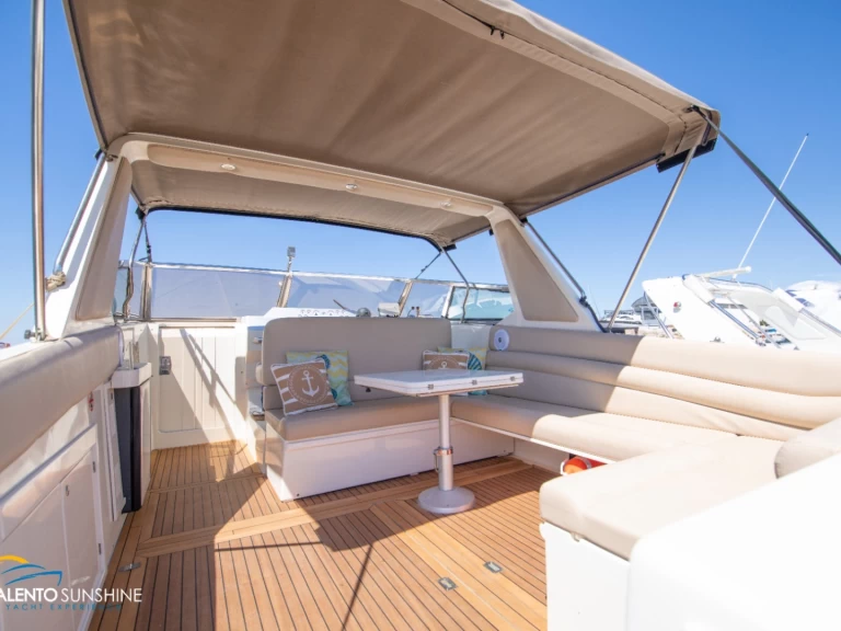 Vermietung Motorboot Ilver36 mit Führerschein