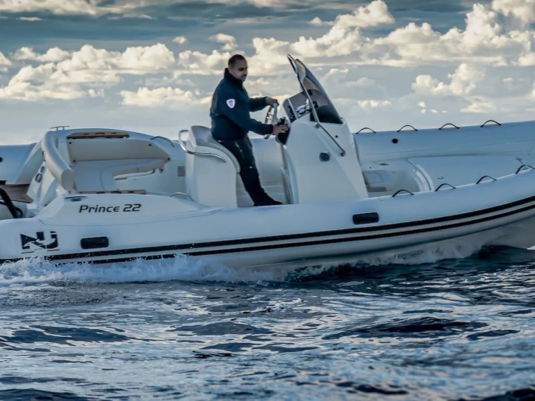 YachtCharter in Mandelieu-la-Napoule - Nuova Jolly Prince 22 auf SamBoat