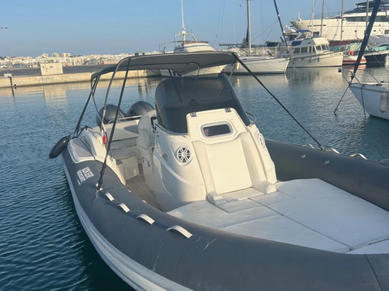 Joker Boat Clubman 28 mieten Marseille