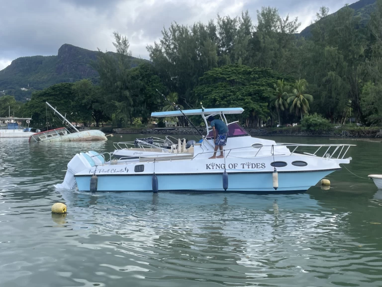 Bootsverleih fisherman Speedy 450 Mahé Samboat