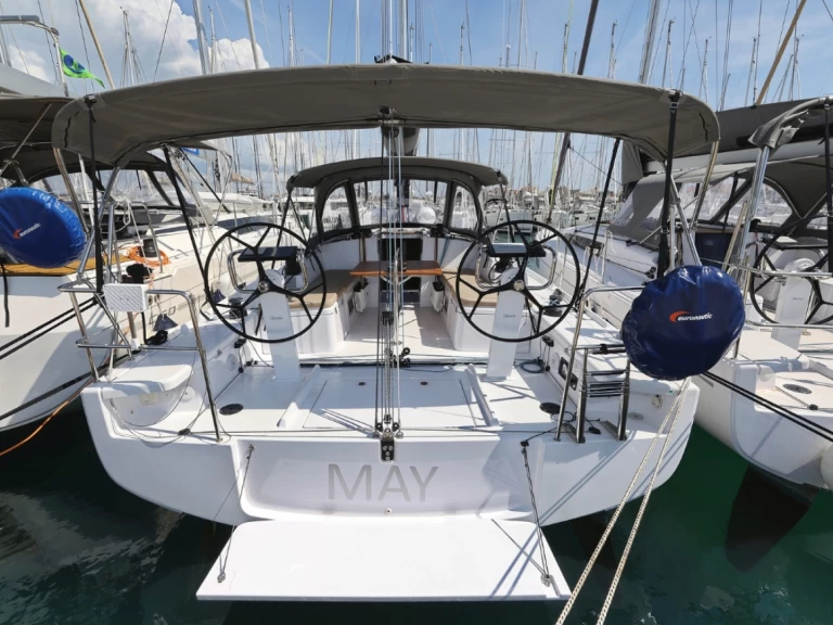 Ein Bénéteau First 36 mieten in Biograd na Moru