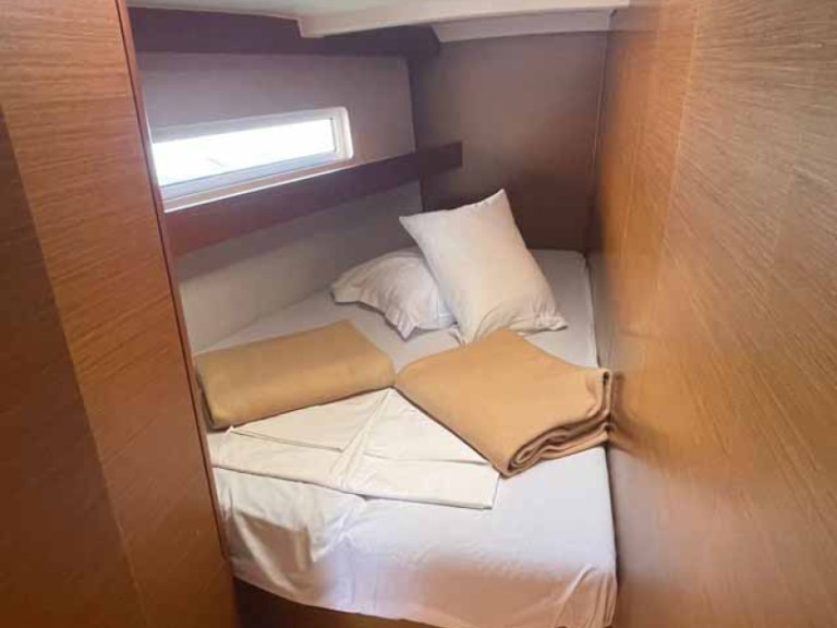 Jeanneau Sun Odyssey 440 mieten Golfo Aranci