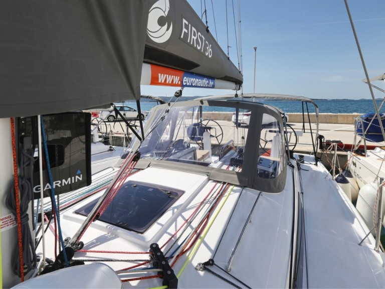 Segelboot mit oder ohne Skipper Bénéteau mieten in Biograd na Moru