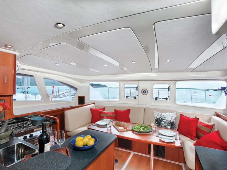 Vermietung Katamaran Leopard Catamarans / Robertson & Caine mit Führerschein