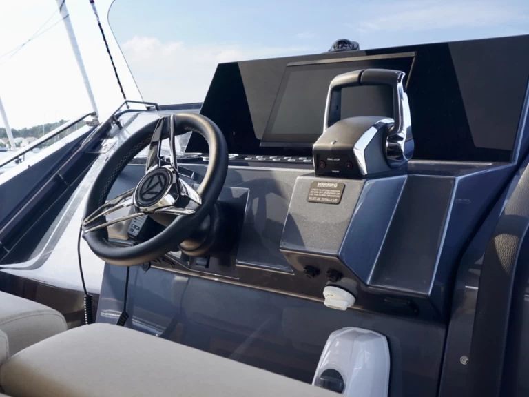 Motorboot mit oder ohne Skipper Tesoro mieten in Mahón