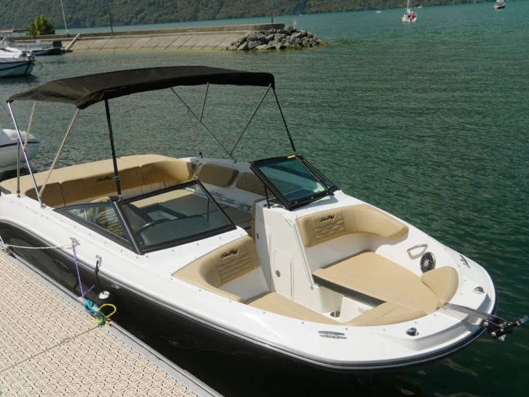 Vermietung Motorboot Sea Ray mit Führerschein