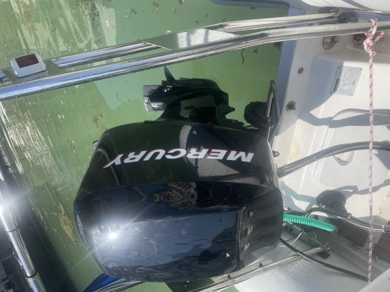 Vermietung Schlauchboot Valiant mit Führerschein