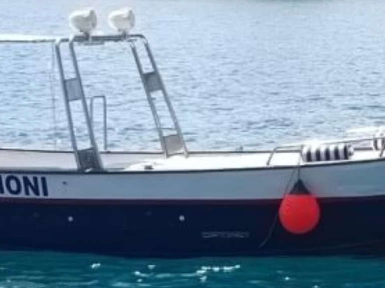 Motorboot mit oder ohne Skipper Sconosciuta mieten in Cefalù
