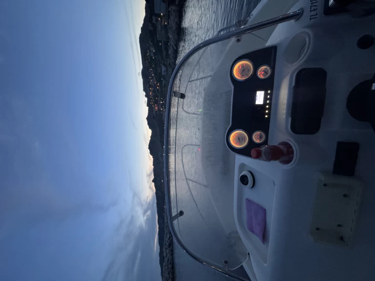 Ein Quicksilver Activ 605 Open Pack Sport mieten in Marseille