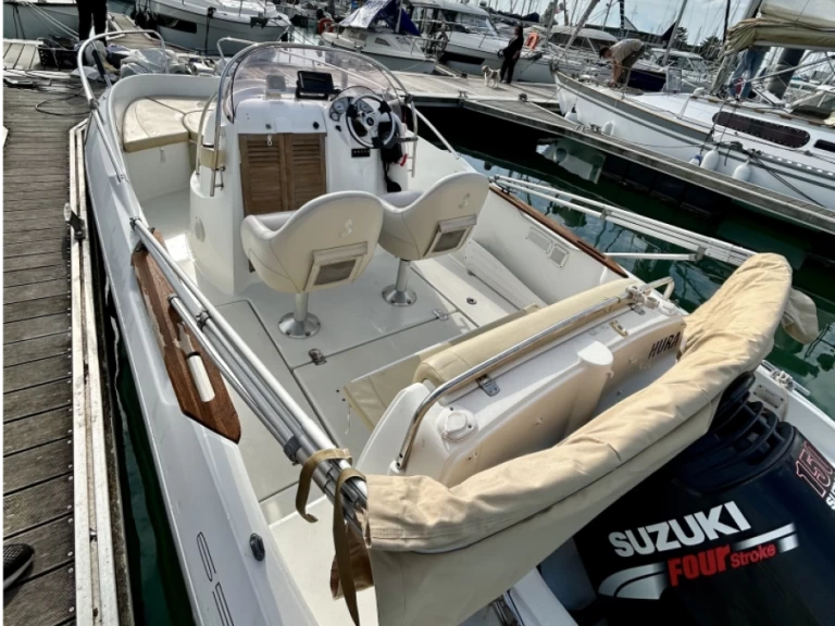Motorboot mit oder ohne Skipper Bénéteau mieten in La Rochelle