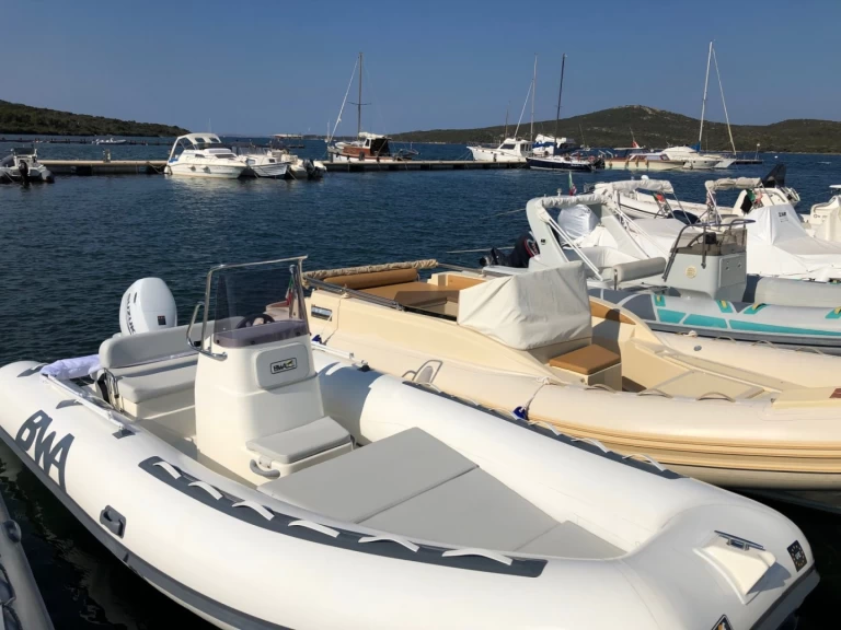 Boot mieten Villasimius günstig California 550