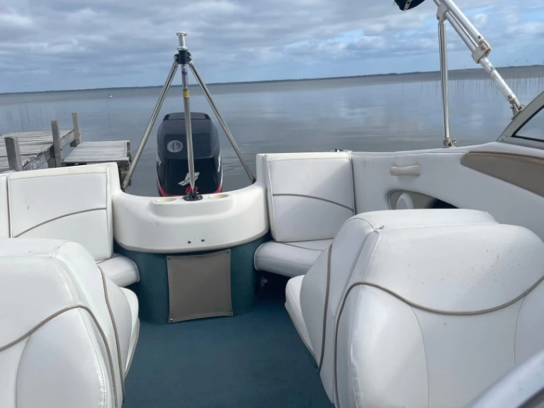 Motorboot mit oder ohne Skipper Bayliner mieten in Biscarrosse
