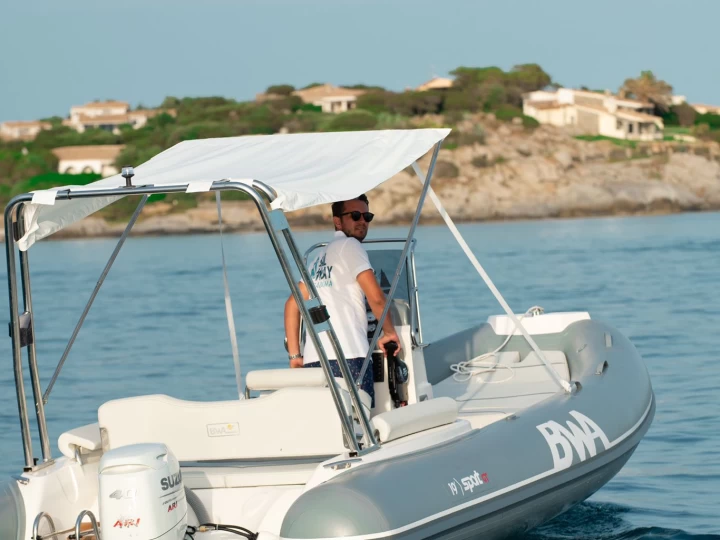 Schlauchboot mieten in Villasimius - Bwa Sport 19 GT