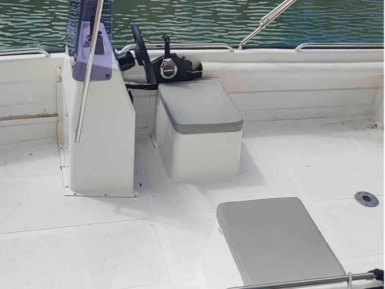 Ein Grand Boats N585 mieten in Port Saplaya