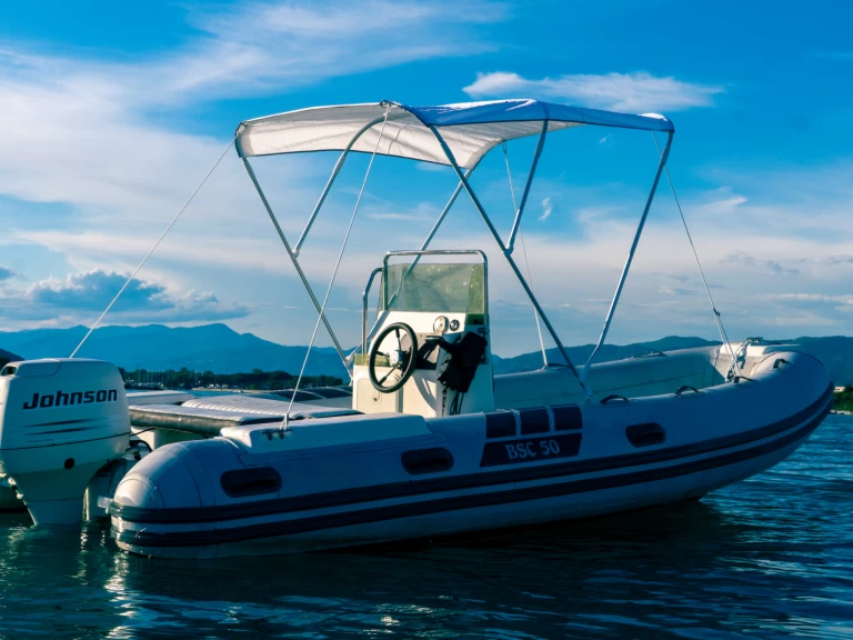 Schlauchboot mieten in Bocca di Magra zum besten Preis