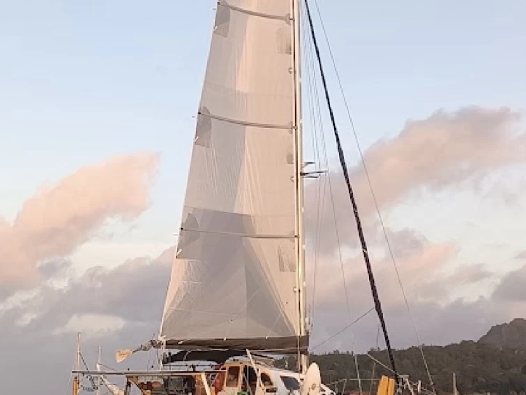 Katamaran mieten in Fare - Outremer Danson 40+2