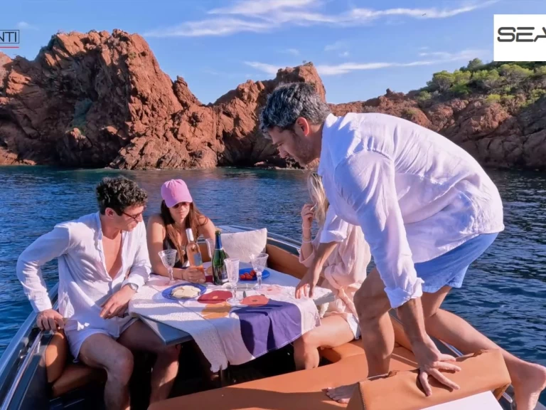 Schlauchboot mieten in Cogolin - Zar Sport Luxury