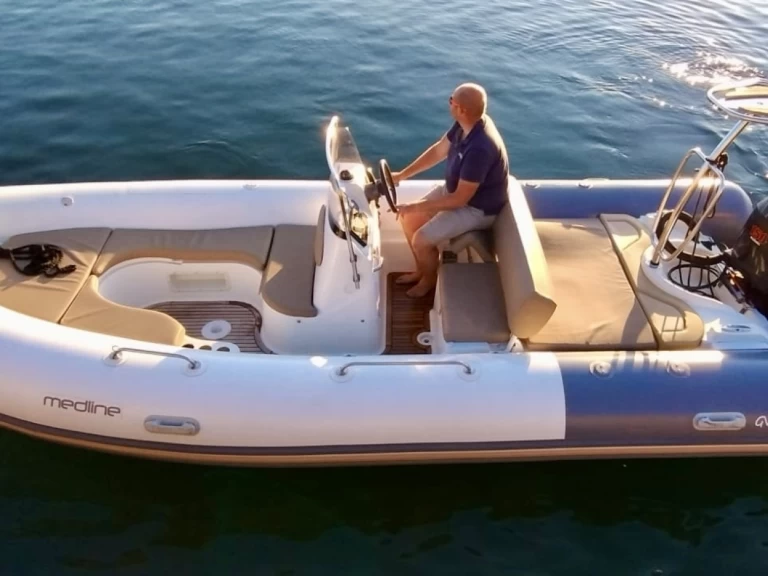 Schlauchboot mieten in Port de Sainte-Marine zum besten Preis