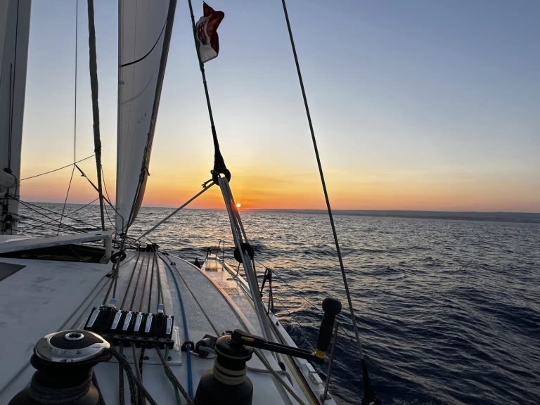 Ein ALIBI ALIBI 55 mieten in Ajaccio