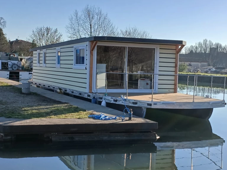 Boot mieten Castelsarrasin günstig Standard 3 cabines