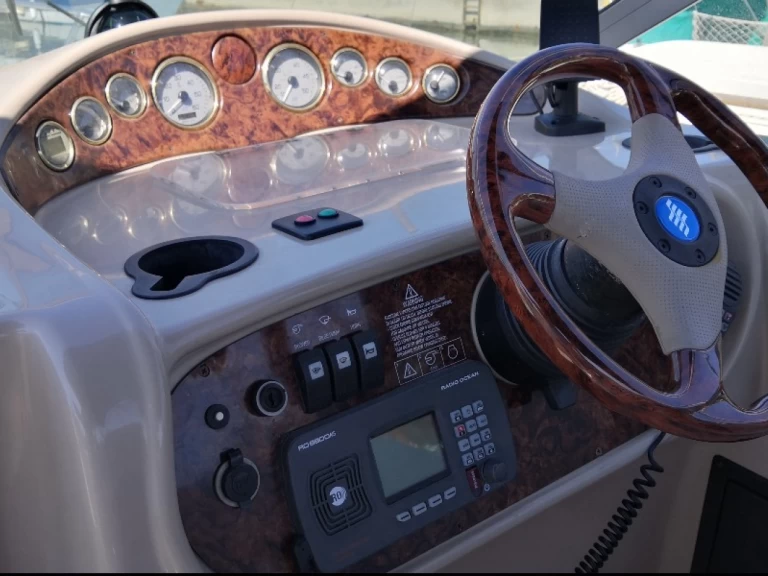 YachtCharter in Scey-sur-Saône-et-Saint-Albin - Four Winns Vista 268 auf SamBoat