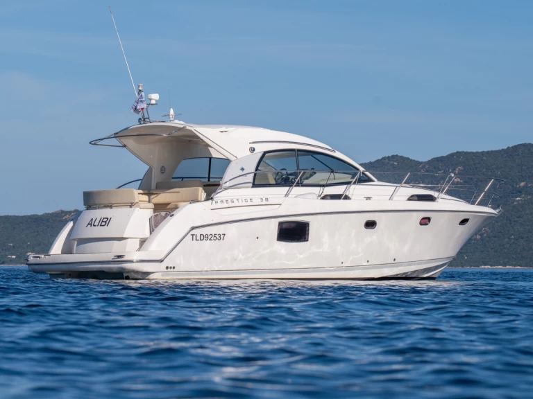 Boot mieten Porto Pollo günstig Prestige 38 S