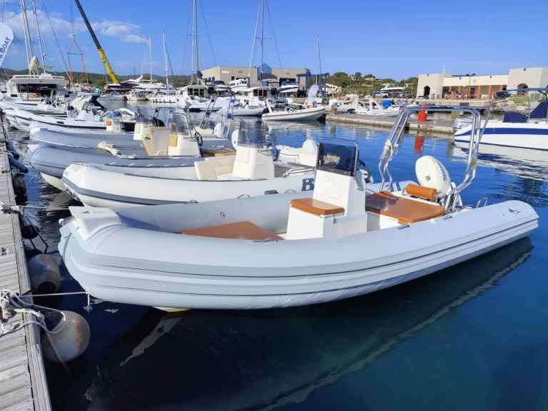 AT MARINE 59 AT 59 mieten Villasimius