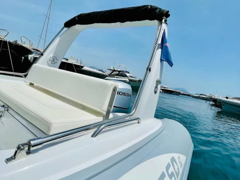 Ein Asso 62 mieten in Porto di Mergellina