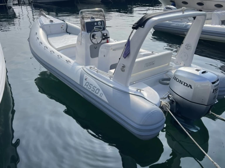 Asso 62 mieten Porto di Mergellina