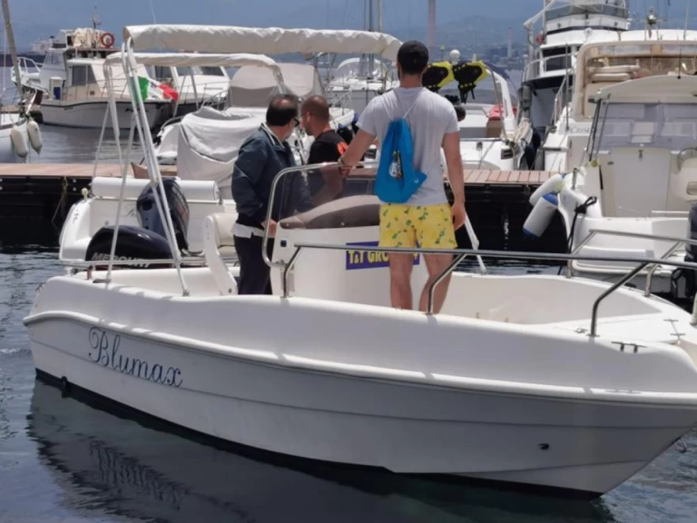 Ein Gaia GAIA 190 mieten in Milazzo