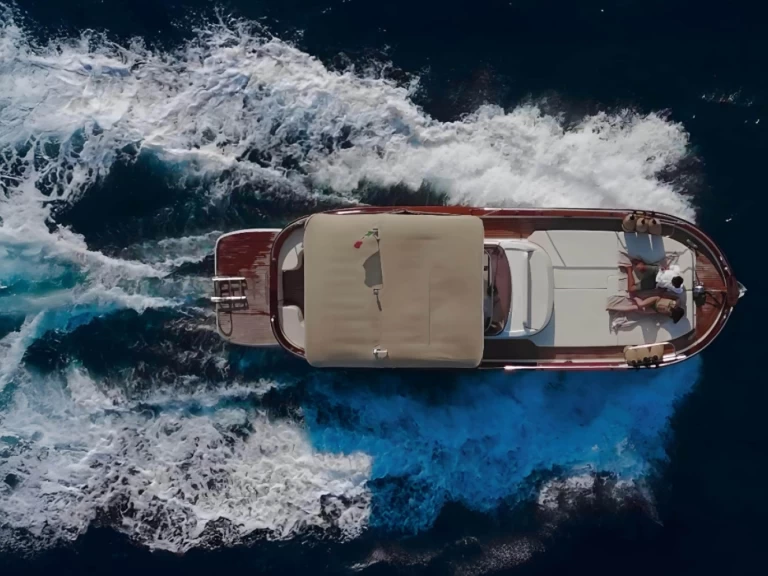 Motorboot mieten in Seiano zum besten Preis