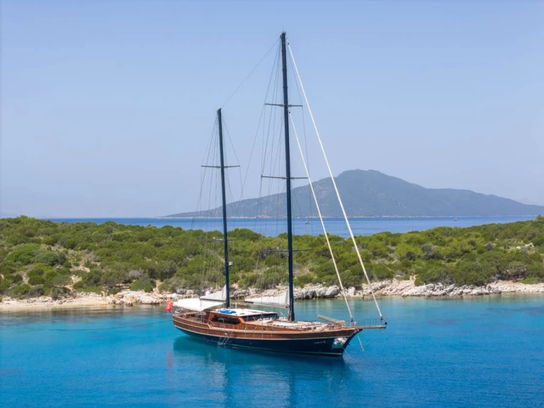 Vermietung Yacht Custom Gulet-Motor Sailor mit Führerschein