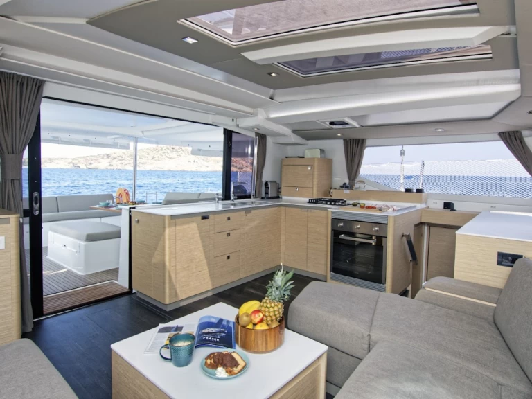 Fountaine Pajot Tanna 47 mieten Volos