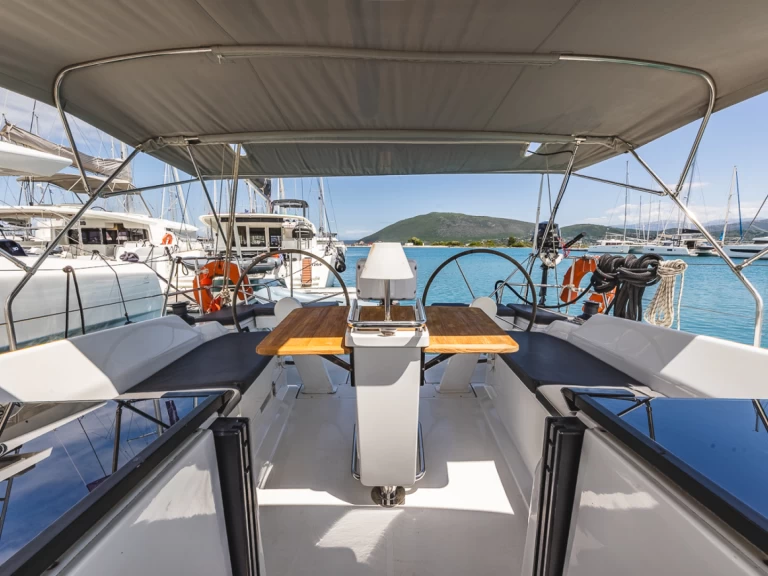 Segelboot mit oder ohne Skipper Hanse mieten in Lefkáda