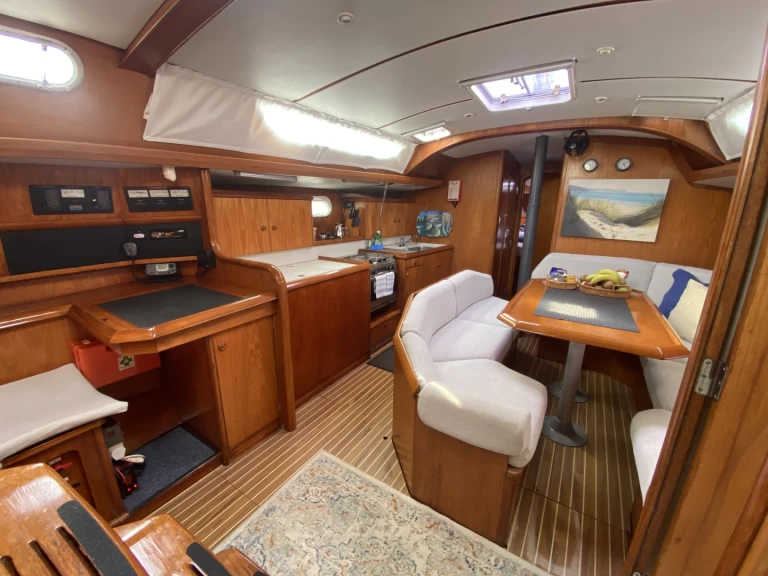 Segelboot mieten in Gouviá - Jeanneau Sun Odyssey 42.2