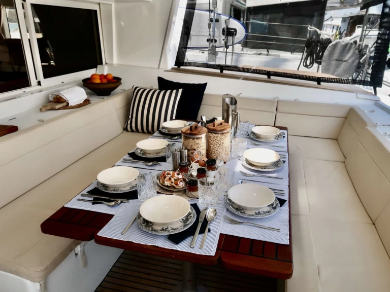 YachtCharter in Piräus - Lagoon Lagoon 500 2010 auf SamBoat