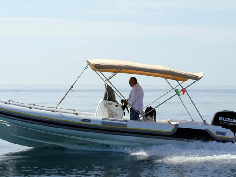 Schlauchboot mieten in Marzamemi zum besten Preis