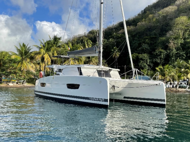 Fountaine Pajot ISLA 40 (4 CAB + 1 /  2 SDB) mieten Le Marin