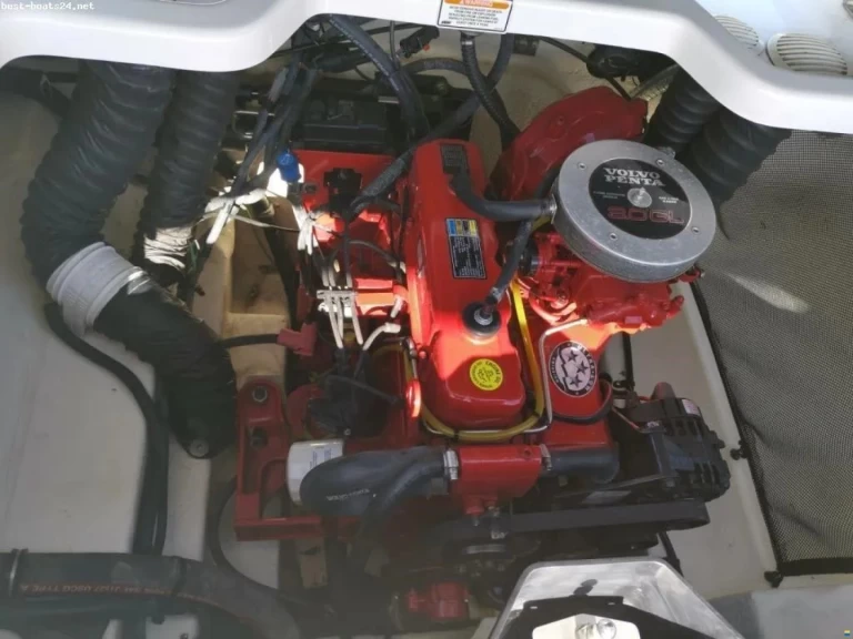 Motorboot mit oder ohne Skipper Régal mieten in Heidelberg