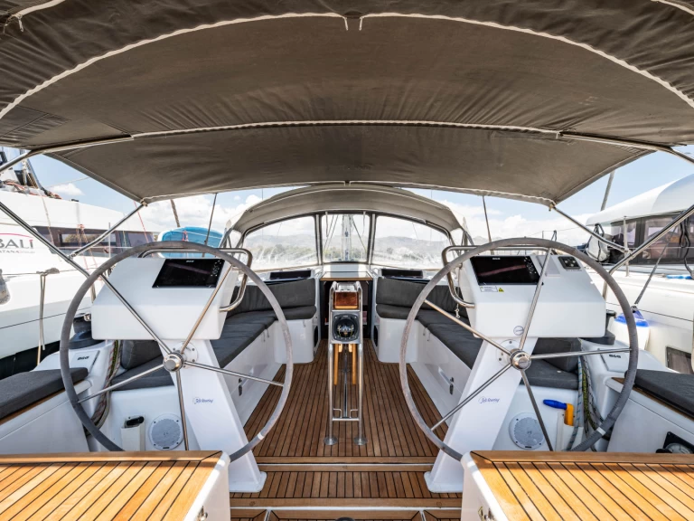 Segelboot mieten in Néa Péramos zum besten Preis